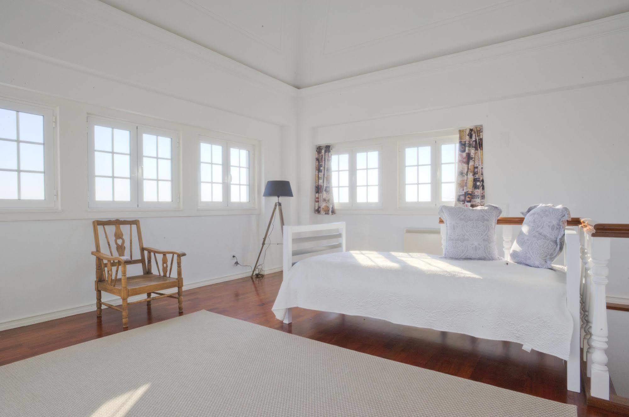 Blue Boutique Hostel & Suitesエストリル エクステリア 写真