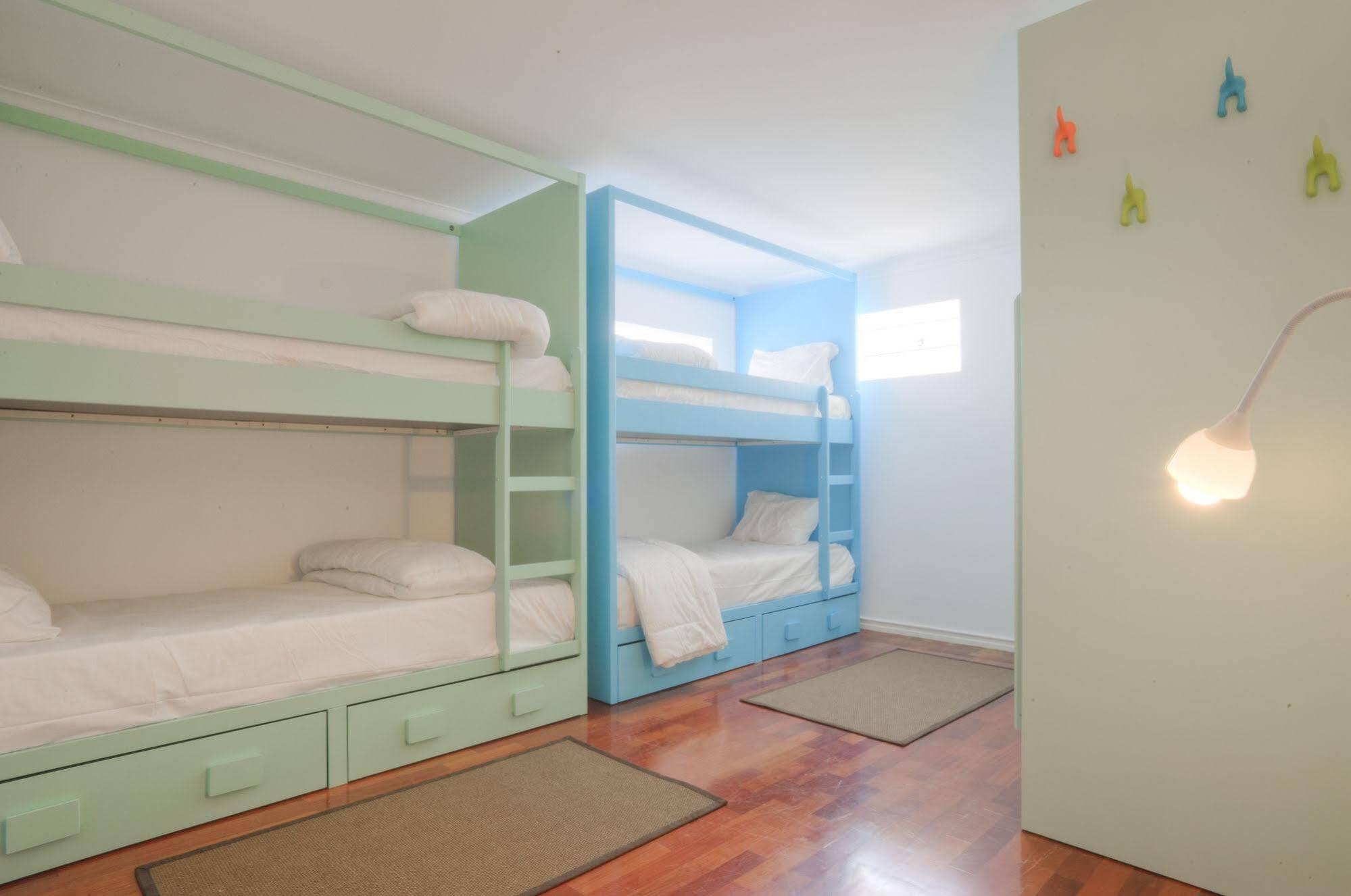Blue Boutique Hostel & Suitesエストリル エクステリア 写真